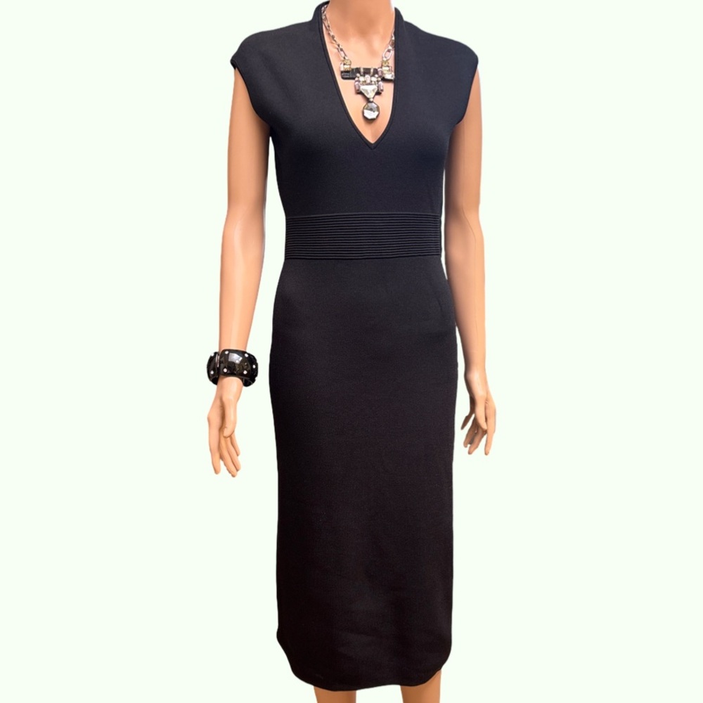 Michael Kors Black Bodycon Midi Dress V-Neck Cap Sleeves Medium